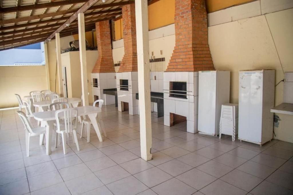 Residencial Zarling A 50M Da Avenida De Bombinhas Lägenhet Exteriör bild