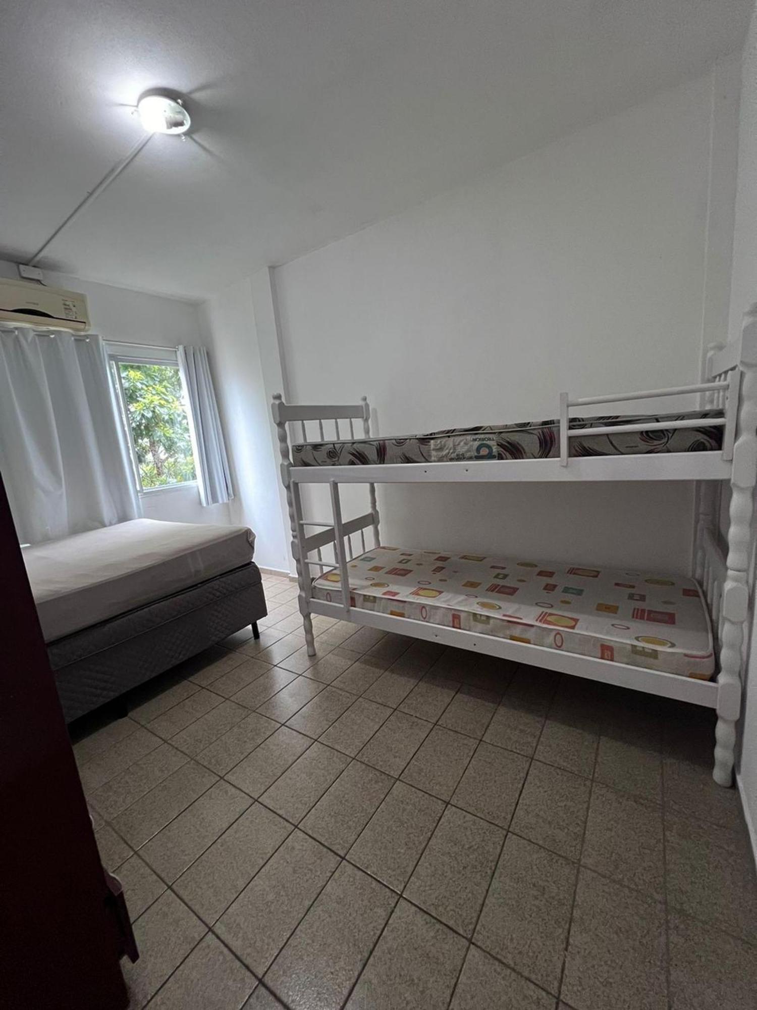 Residencial Zarling A 50M Da Avenida De Bombinhas Lägenhet Exteriör bild
